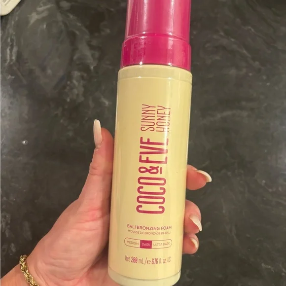 Coco and Eve Sunny Honey Bali Bronzing Foam - DARK - Picture 1 of 1